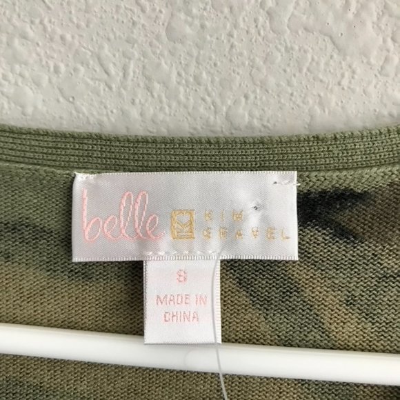 Belle by Kim Gravel Modern Safari Printed Tunic Sweater - Loden (Sz S) a520320 - Picture 2 of 3